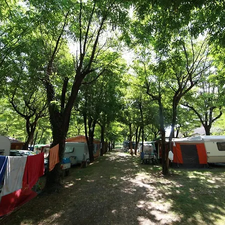 Camping Chaulet Plage אתר קמפינג *
