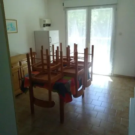 Camping Chaulet Plage אתר קמפינג Berrias-et-Casteljau